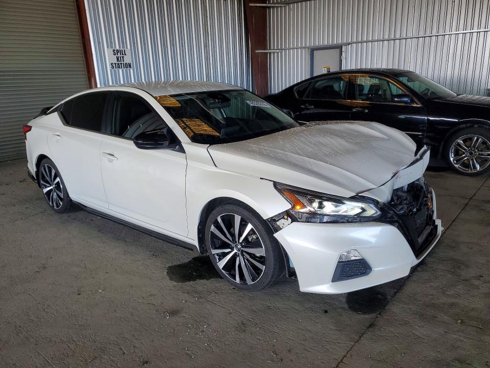 2021 Nissan Altima მანქანა იყიდება აუქციონზე, vin: 1N4BL4CV5MN328432, აუქციონის ნომერი: 48526316