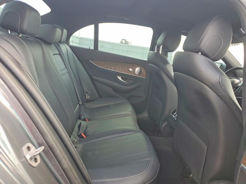 50710056 :رقم المزاد ، WDDZF4KB7KA620522 vin ، 2019 Mercedes Benz E مزاد بيع