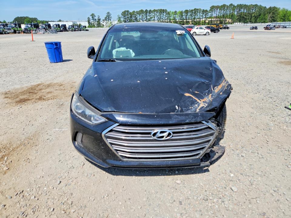 49061216 :رقم المزاد ، KMHD84LF7HU116099 vin ، 2017 Hyundai Elantra مزاد بيع