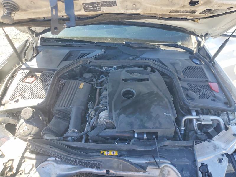 49160176 :رقم المزاد ، 55SWF4KB8FU083166 vin ، 2015 Mercedes-benz C مزاد بيع