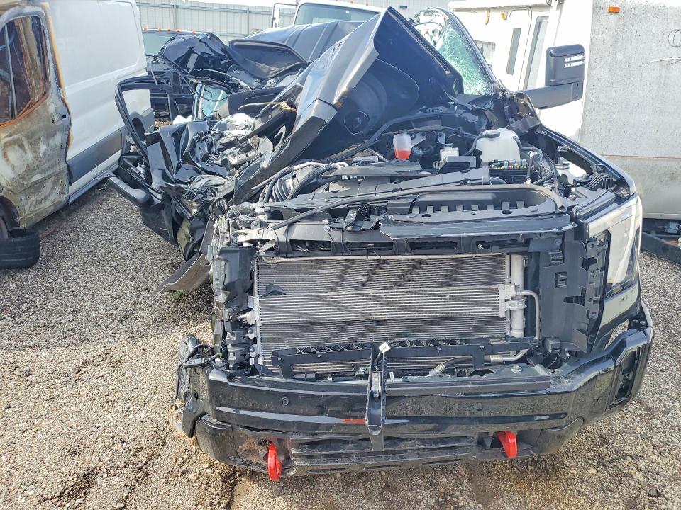 50056886 :رقم المزاد ، 1GT4UZEY0SF237466 vin ، 2025 Gmc Sierra مزاد بيع