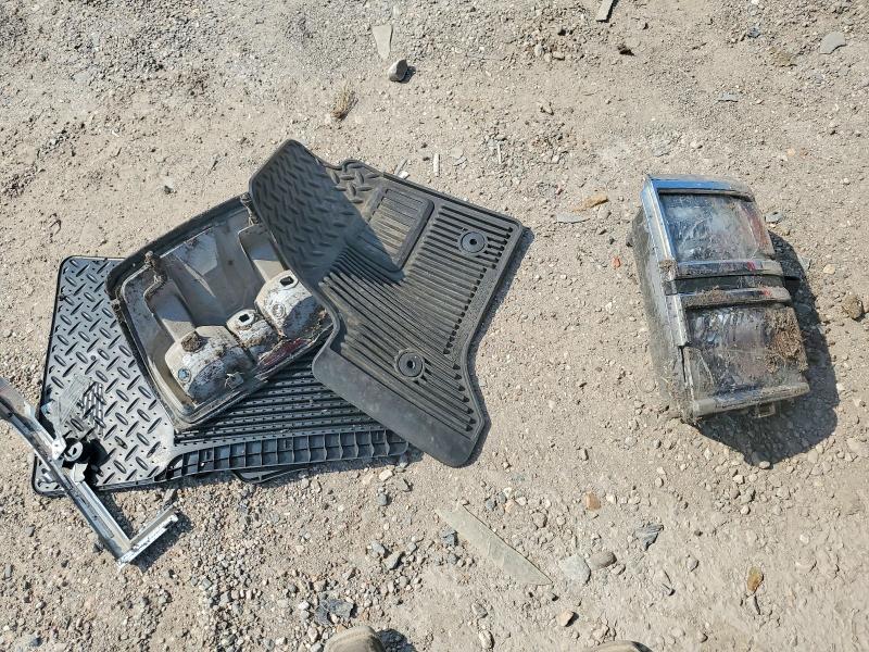 2015 Chevrolet Silverado მანქანა იყიდება აუქციონზე, vin: 3GCPCREC1FG198945, აუქციონის ნომერი: 51448726