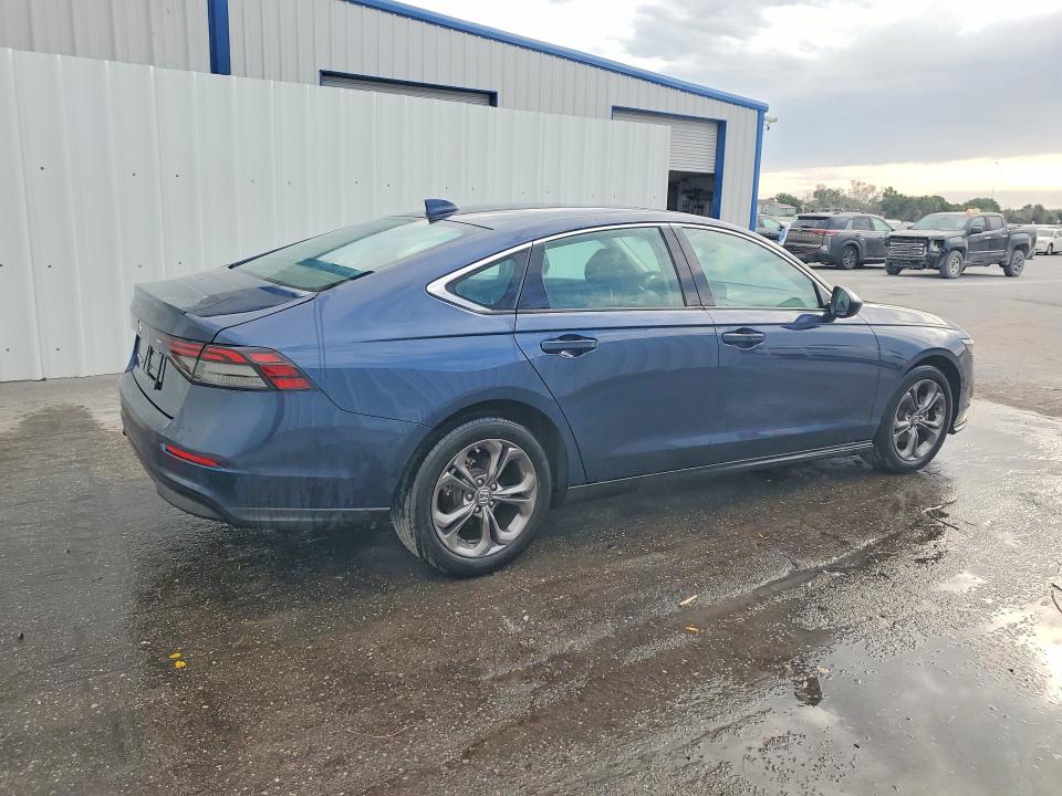 Продажа на аукционе авто 2024 Honda Accord, vin: 1HGCY1F32RA009174, номер лота: 51082176