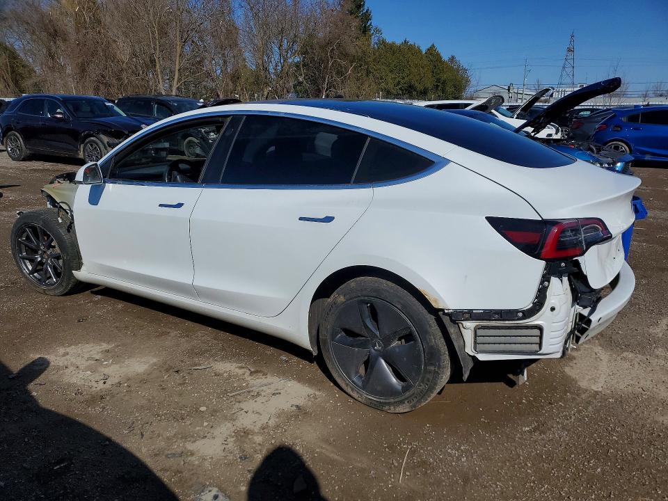 47775596 :رقم المزاد ، 5YJ3E1EB6JF107216 vin ، 2018 Tesla Model 3 مزاد بيع