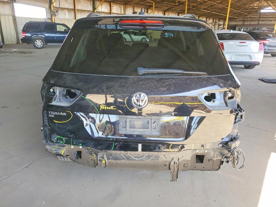52050966 :رقم المزاد ، 3VV3B7AX0KM158075 vin ، 2019 Volkswagen Tiguan مزاد بيع