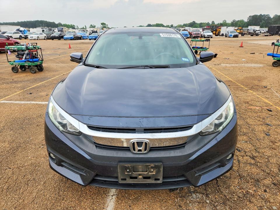 51598176 :رقم المزاد ، 2HGFC1F77HH636578 vin ، 2017 Honda Civic مزاد بيع