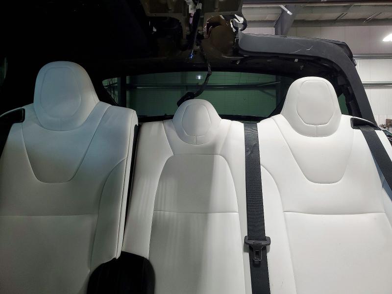 Продажа на аукционе авто 2018 Tesla Model X, vin: 5YJXCDE25JF110956, номер лота: 49654826