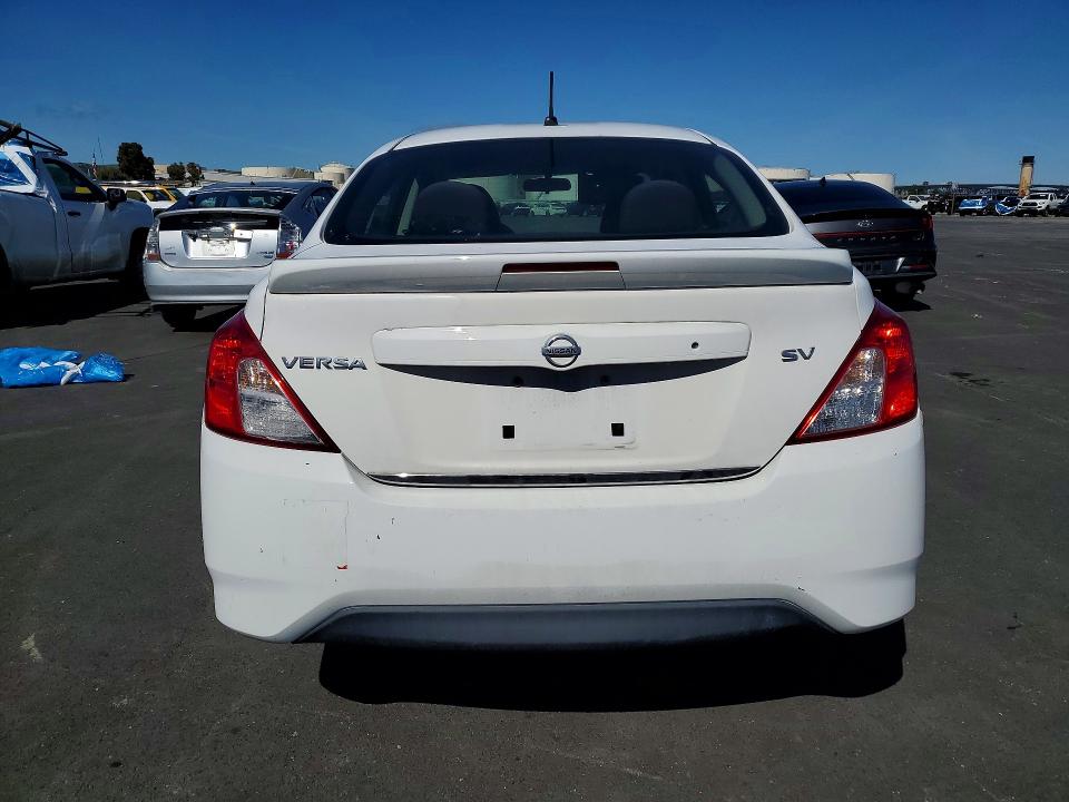 2017 Nissan Versa მანქანა იყიდება აუქციონზე, vin: 3N1CN7AP5HL823978, აუქციონის ნომერი: 49180316