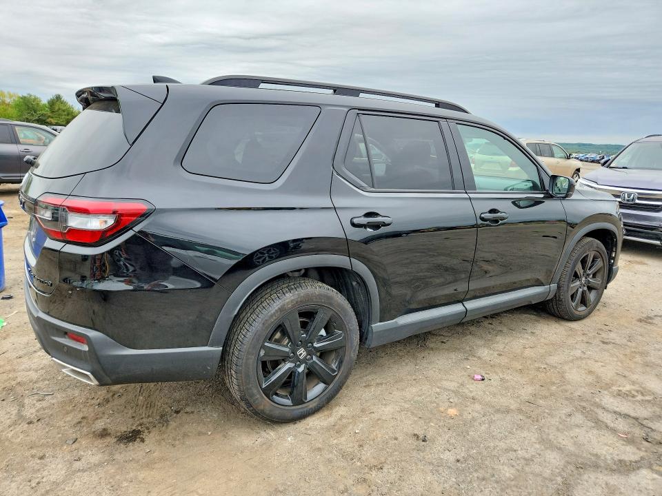 Продажа на аукционе авто 2025 Honda Pilot, vin: 5FNYG1H94SB152343, номер лота: 51369946