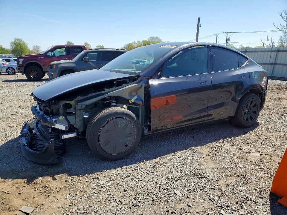 Auction sale of the 2026 Tesla Model Y, vin: 7SAYGDED2TA590953, lot number: 47325896
