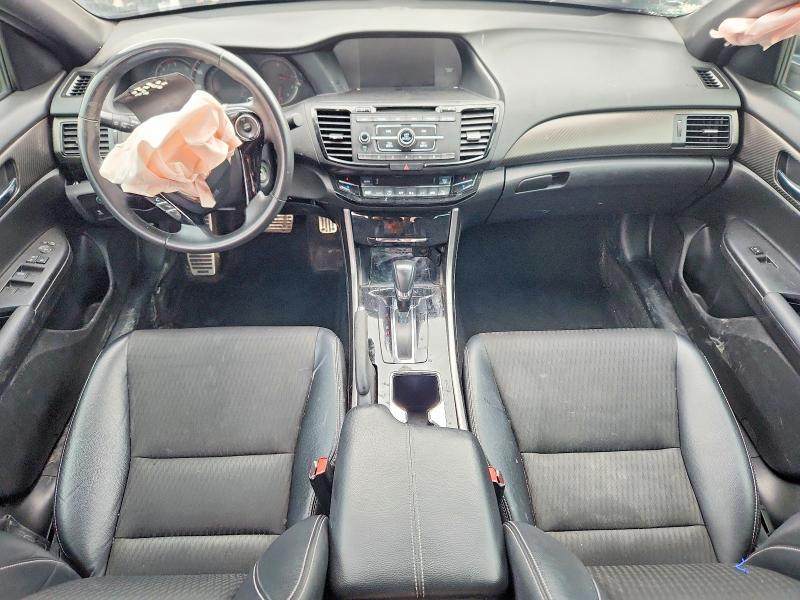 51820076 :رقم المزاد ، 1HGCR2F56HA281505 vin ، 2017 Honda Accord مزاد بيع