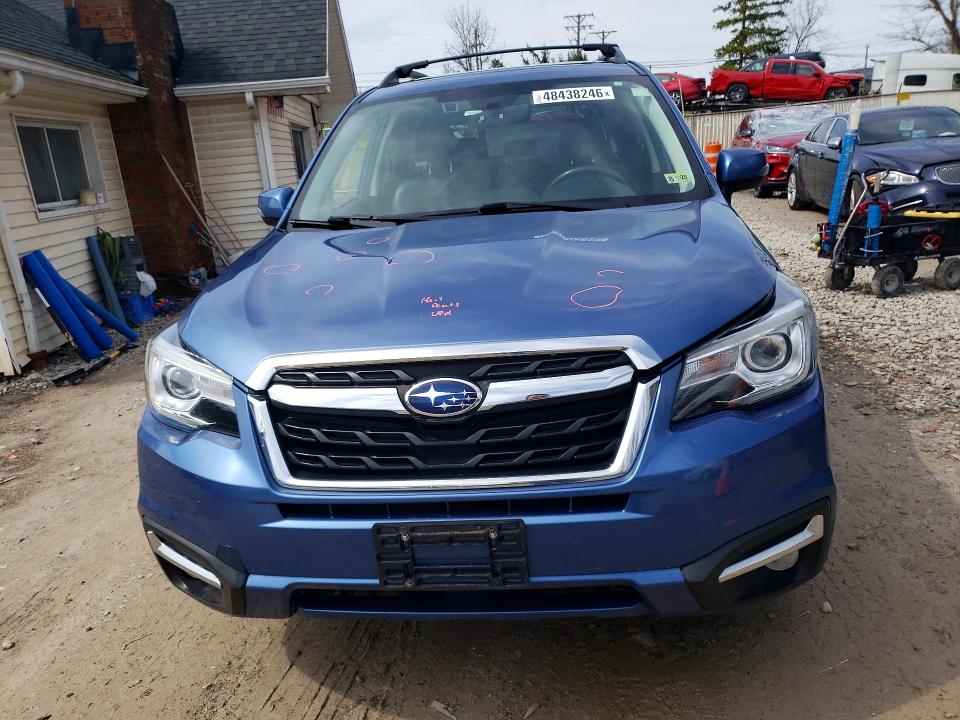 48438246 :رقم المزاد ، JF2SJAWC8JH454773 vin ، 2018 Subaru Forester مزاد بيع