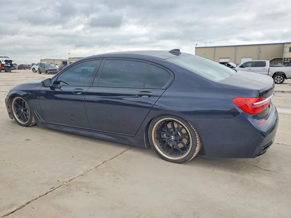 2018 Bmw 750 მანქანა იყიდება აუქციონზე, vin: WBA7F0C5XJGM24179, აუქციონის ნომერი: 49686176