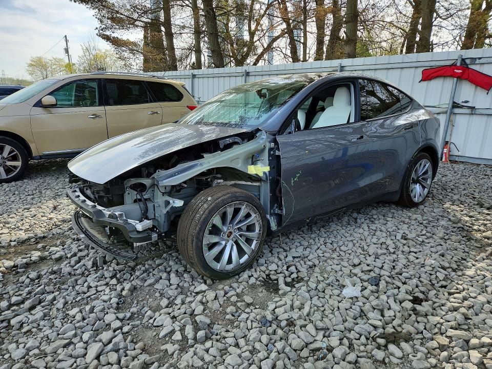 Продаж на аукціоні авто 2026 Tesla Model Y, vin: 7SAYGDEE6TA381174, номер лоту: 49786756