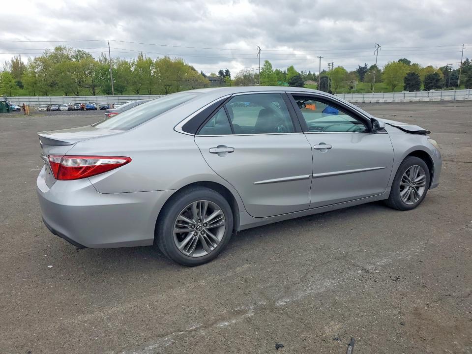 2015 Toyota Camry მანქანა იყიდება აუქციონზე, vin: 4T1BF1FK0FU881673, აუქციონის ნომერი: 51721946