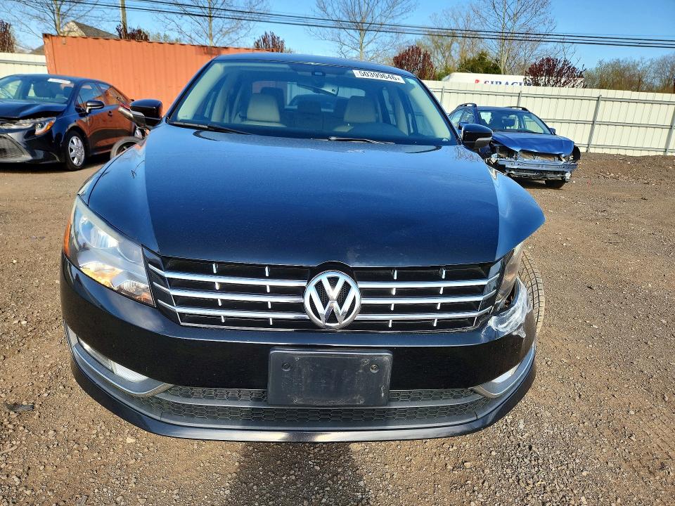 Продажа на аукционе авто 2015 Volkswagen Passat, vin: 1VWCV7A30FC097074, номер лота: 50399646