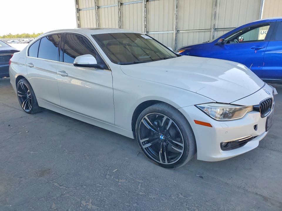 2015 Bmw 328i მანქანა იყიდება აუქციონზე, vin: WBA3B3G53FNR85395, აუქციონის ნომერი: 49152706