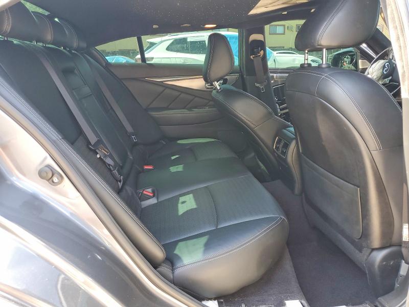 50595916 :رقم المزاد ، JN1EV7AP4JM352829 vin ، 2018 Infiniti Q50 مزاد بيع