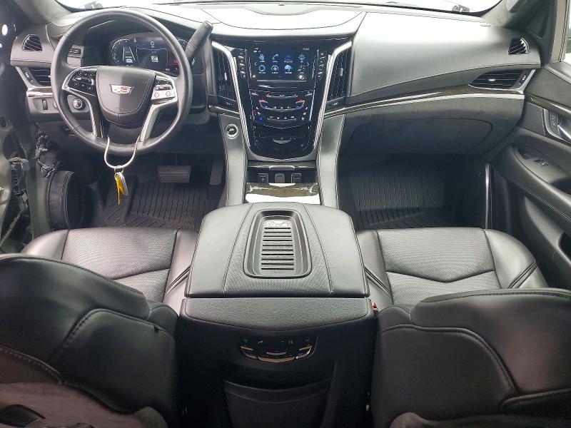 2020 Cadillac Escalade მანქანა იყიდება აუქციონზე, vin: 1GYS4DKJ8LR273823, აუქციონის ნომერი: 50330346