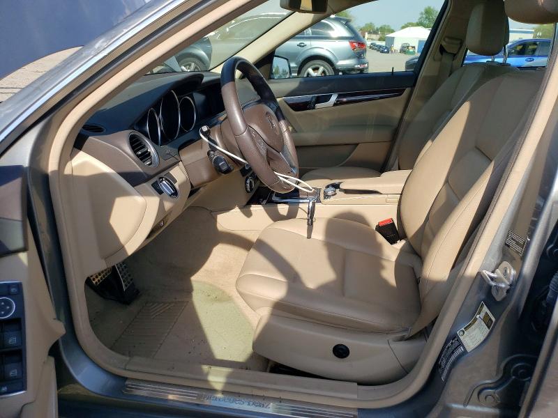 2012 Mercedes-benz C მანქანა იყიდება აუქციონზე, vin: WDDGF8BB3CF908816, აუქციონის ნომერი: 49944056