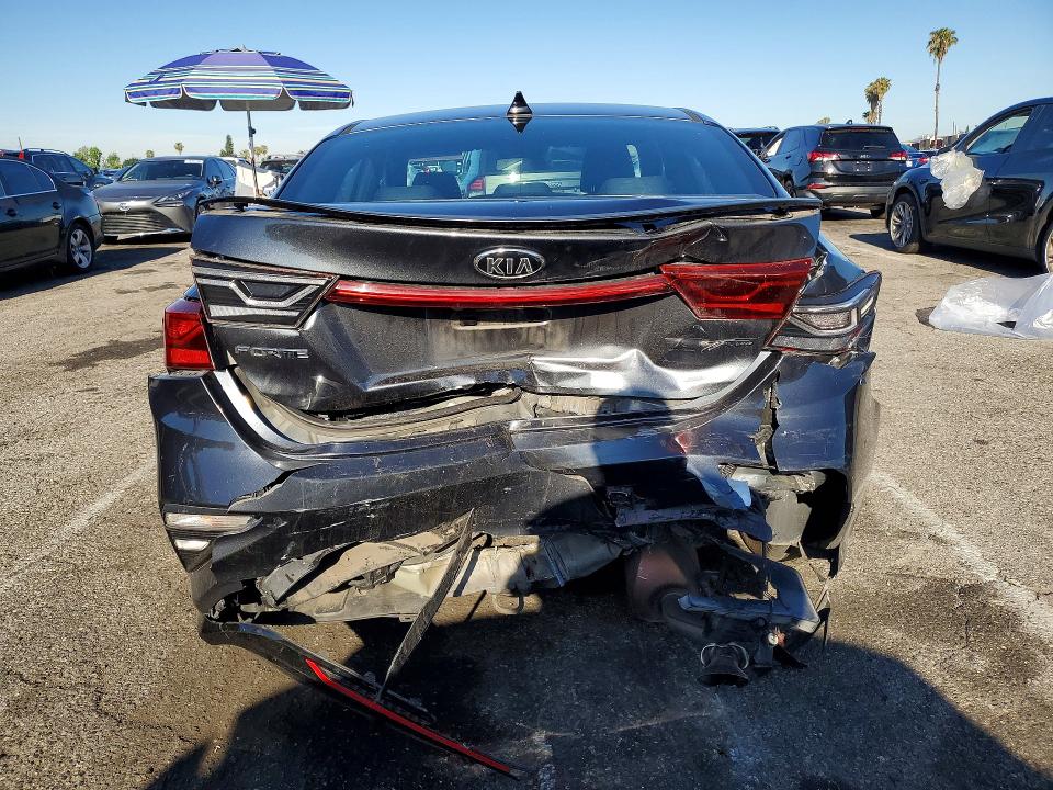 49649996 :رقم المزاد ، 3KPF34AD9LE177913 vin ، 2020 Kia Forte مزاد بيع