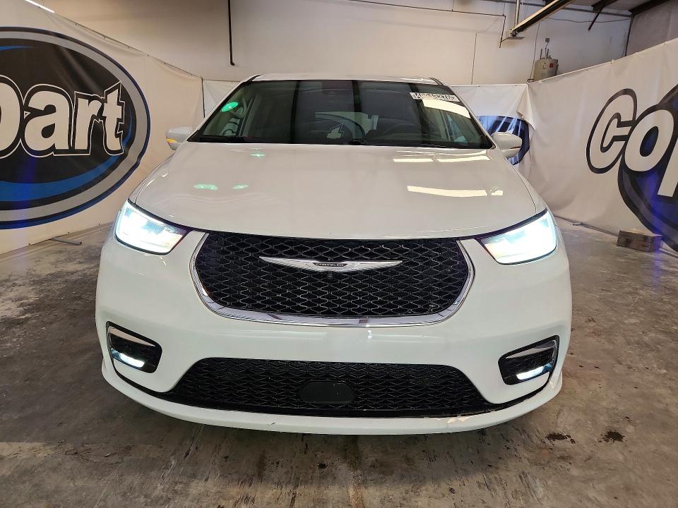 2022 Chrysler Pacifica მანქანა იყიდება აუქციონზე, vin: 2C4RC1L76NR122808, აუქციონის ნომერი: 49913376