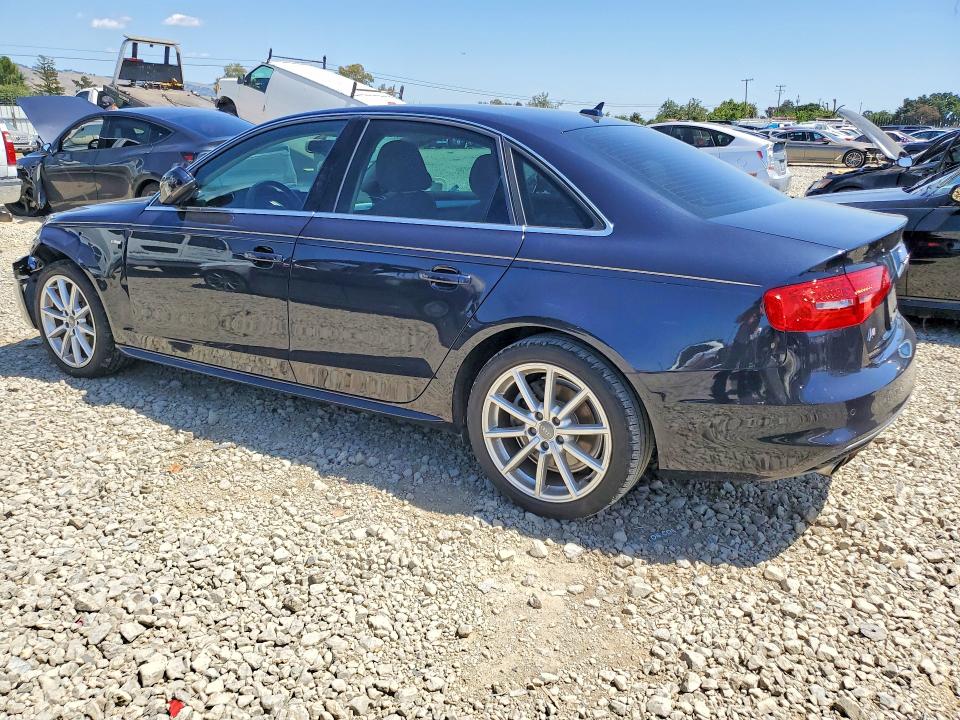Продажа на аукционе авто 2015 Audi A4, vin: WAUFFAFL6FN013909, номер лота: 52023006