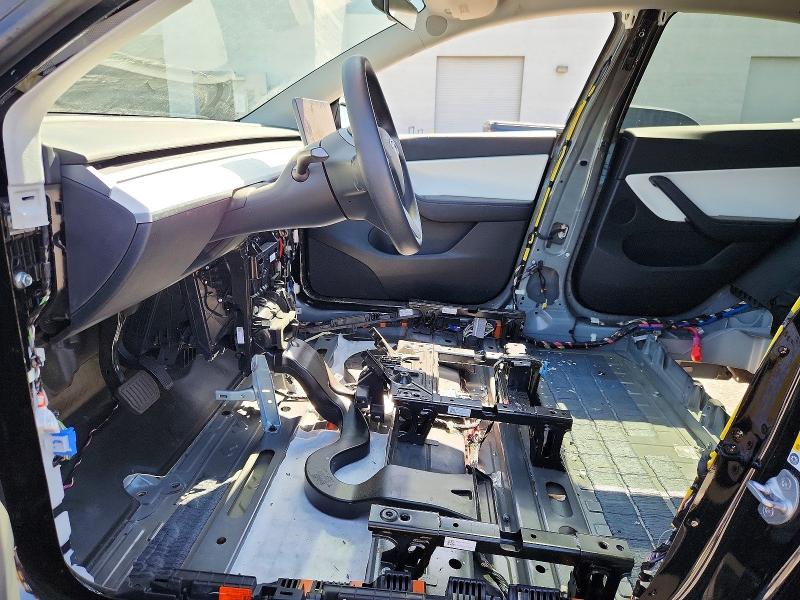 Продажа на аукционе авто 2021 Tesla Model Y, vin: 5YJYGDEEXMF240688, номер лота: 51526516