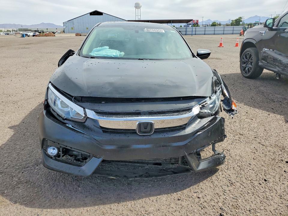 Aukcja sprzedaży 2017 Honda Civic, vin: 19XFC1F3XHE017948, numer aukcji: 51665936