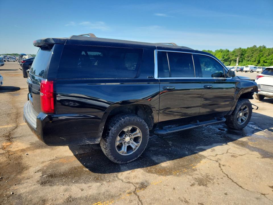 50261716 :رقم المزاد ، 1GNSKHKC4HR272218 vin ، 2017 Chevrolet Suburban مزاد بيع