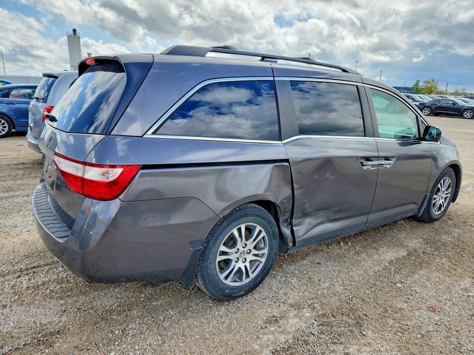 51329746 :رقم المزاد ، 5FNRL5H48BB081904 vin ، 2011 Honda Odyssey مزاد بيع
