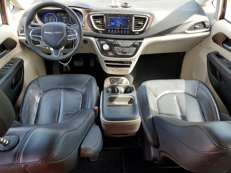 49010186 :رقم المزاد ، 2C4RC1BG1HR654411 vin ، 2017 Chrysler Pacifica مزاد بيع