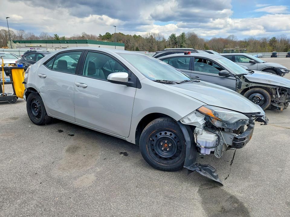 Продажа на аукционе авто 2018 Toyota Corolla, vin: 2T1BURHE4JC071047, номер лота: 49289056