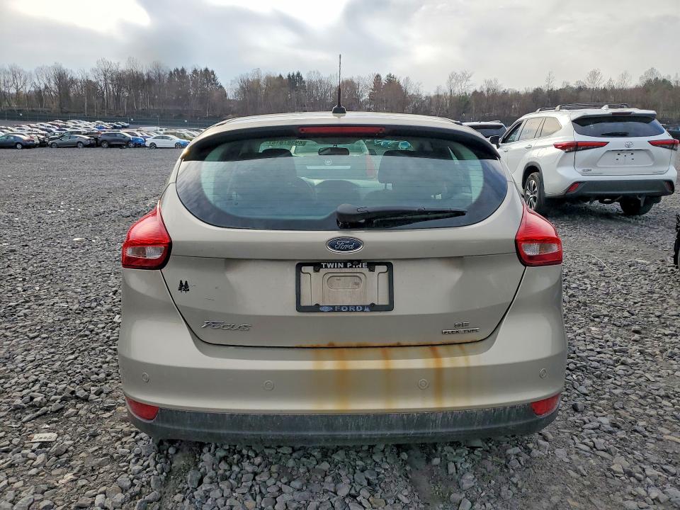 2015 Ford Focus მანქანა იყიდება აუქციონზე, vin: 1FADP3K28FL274587, აუქციონის ნომერი: 49387816