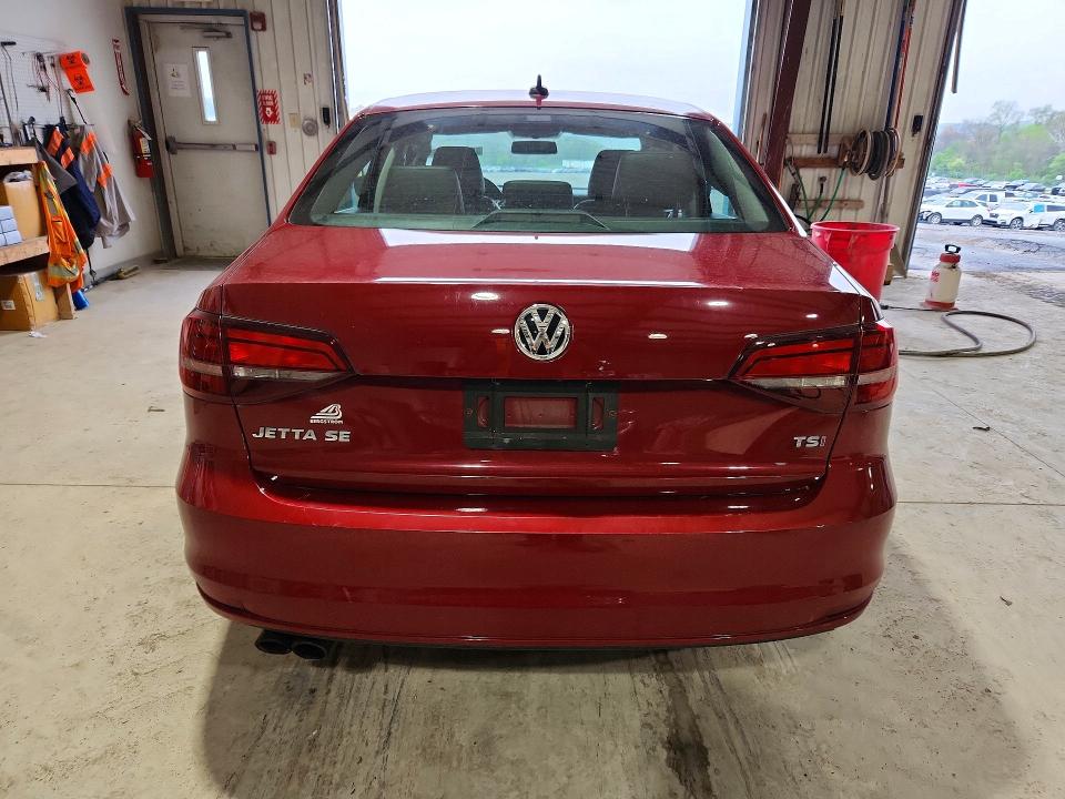 51603376 :رقم المزاد ، 3VWDB7AJ1HM362324 vin ، 2017 Volkswagen Jetta مزاد بيع