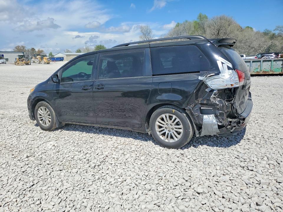 47423366 :رقم المزاد ، 5TDYK3DC7CS232289 vin ، 2012 Toyota Sienna مزاد بيع