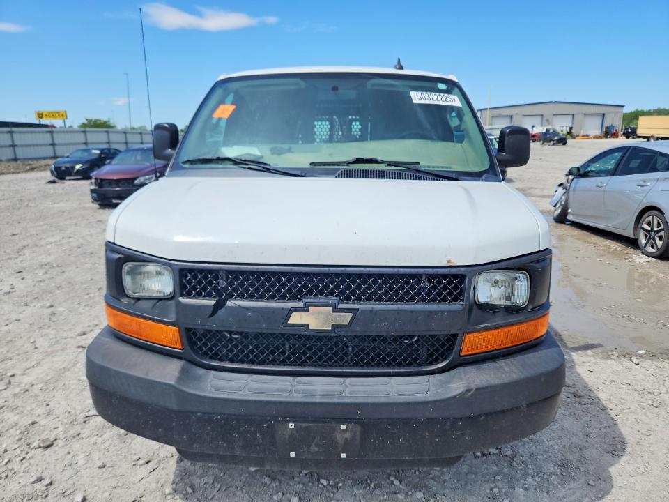 50322226 :رقم المزاد ، 1GCWGAFF7G1132894 vin ، 2016 Chev Express مزاد بيع