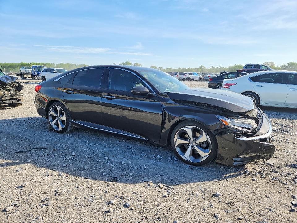 2018 Honda Accord მანქანა იყიდება აუქციონზე, vin: 1HGCV1F92JA030446, აუქციონის ნომერი: 50844686