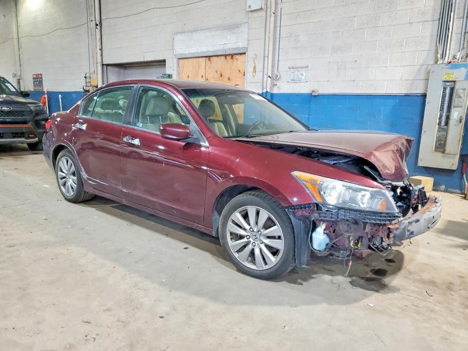 Продажа на аукционе авто 2011 Honda Accord, vin: 1HGCP3F88BA018543, номер лота: 47106246