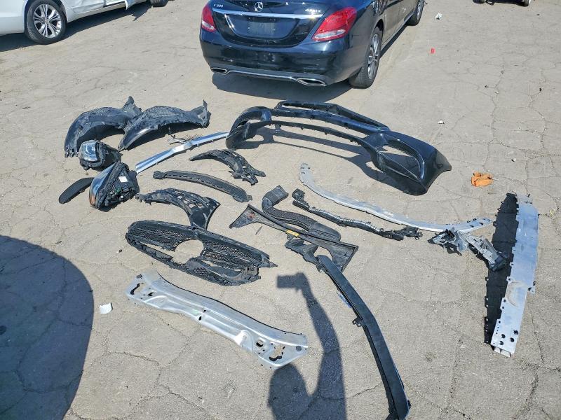 Продажа на аукционе авто 2018 Mercedes-benz C, vin: 55SWF4KB2JU246693, номер лота: 51540546