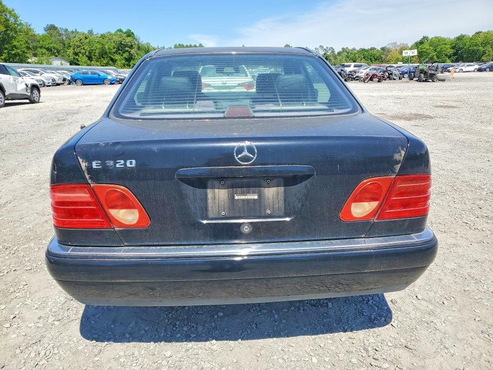 Продажа на аукционе авто 1996 Mercedes-benz E, vin: WDBJF55F4TJ010721, номер лота: 49239026
