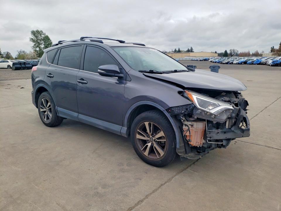 48799226 :رقم المزاد ، JTMRFREV3HJ132710 vin ، 2017 Toyota Rav4 مزاد بيع