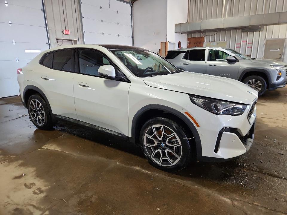 51555906 :رقم المزاد ، WBX63GM08T5629861 vin ، 2026 Bmw X2 مزاد بيع