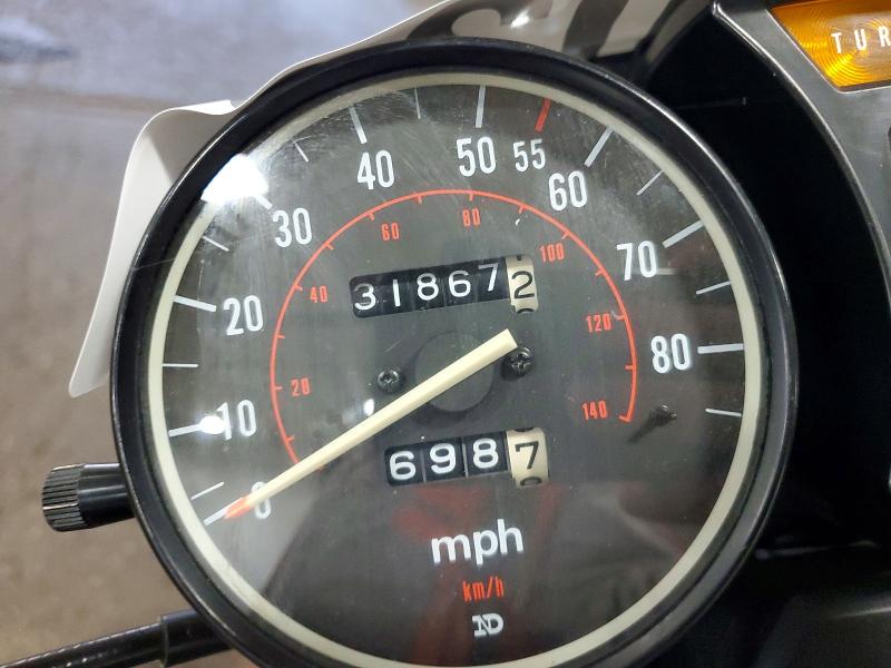 50316026 :رقم المزاد ، JH2RC0114BM122336 vin ، 1981 Honda Cb750 مزاد بيع