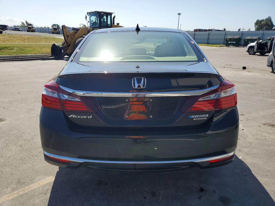 Продаж на аукціоні авто 2017 Honda Accord, vin: JHMCR6F77HC025822, номер лоту: 53203526