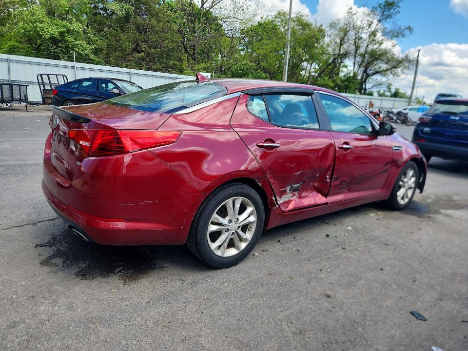 2013 Kia Optima მანქანა იყიდება აუქციონზე, vin: 5XXGM4A71DG214182, აუქციონის ნომერი: 51633296