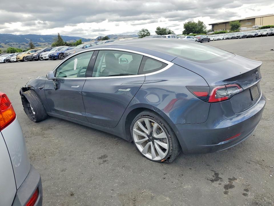 Продажа на аукционе авто 2019 Tesla Model 3, vin: 5YJ3E1EA3KF475961, номер лота: 50676146