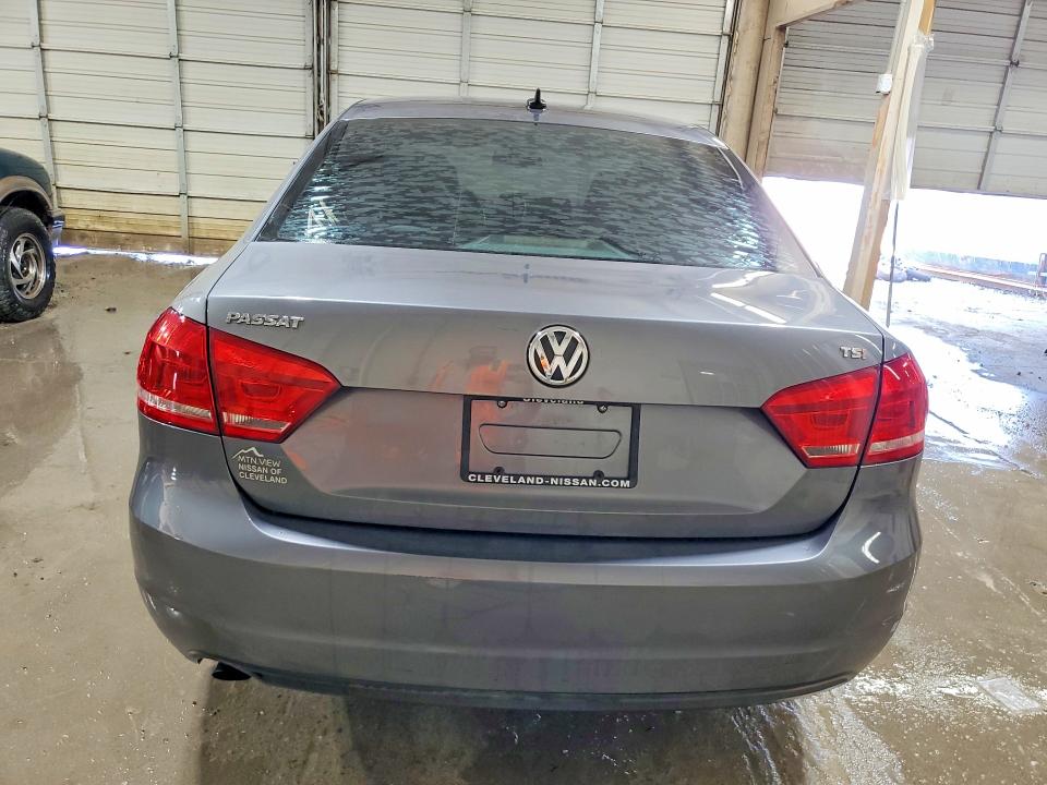 2014 Volkswagen Passat მანქანა იყიდება აუქციონზე, vin: 1VWAS7A38EC114296, აუქციონის ნომერი: 50305486