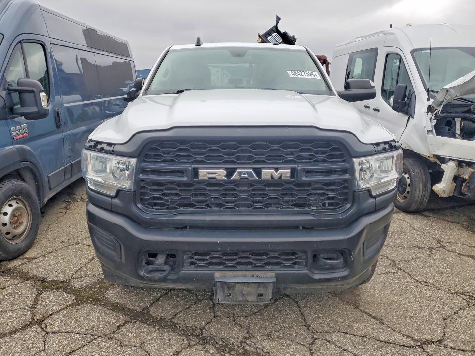 Продажа на аукционе авто 2020 Ram 2500, vin: 3C6UR5HL6LG240308, номер лота: 48427596