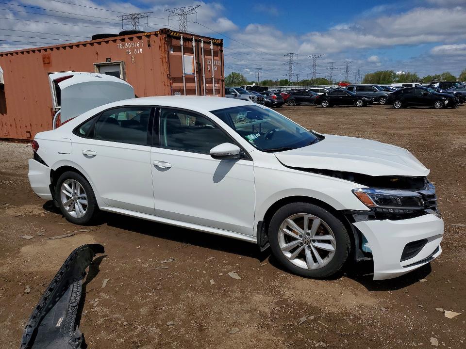 Продажа на аукционе авто 2020 Volkswagen Passat, vin: 1VWAA7A33LC002599, номер лота: 51274016